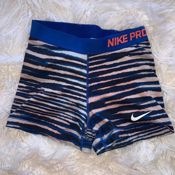 Nike Pants - 🔻Nike - Spandex Pro Shorts